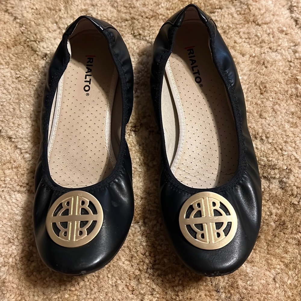 Rialto sydney black flats size 8.5 W